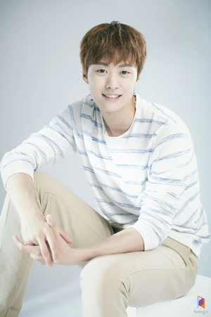 Gong Myung.jpg