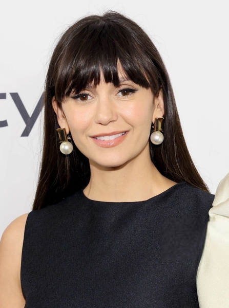 Arquivo:Nina Dobrev 2024.webp