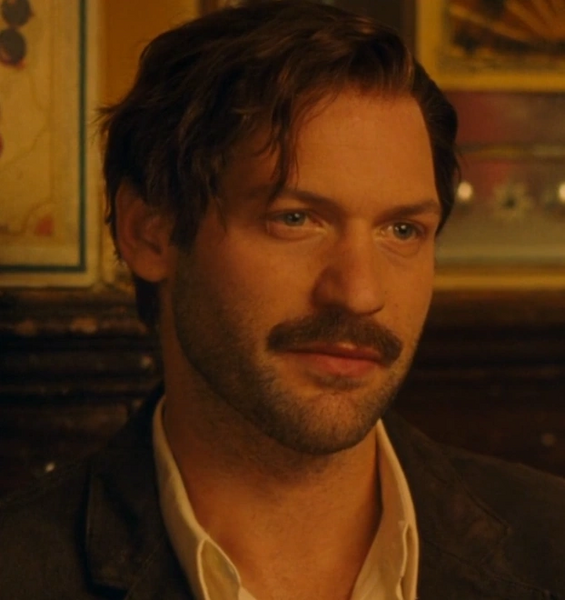 Arquivo:Hemingway-MIP.png
