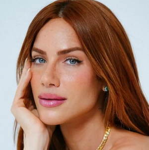 Giovanna Ewbank.png