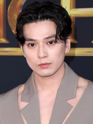 Mackenyu.jpg
