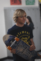 Kyle Moore em Status Update: Perfil dos Sonhos