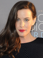 Voz recorrente de Liv Tyler