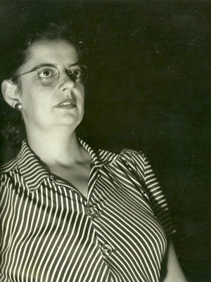 Suzi Kirbi.jpg