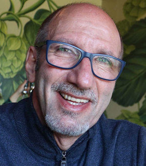 Márcio Simoes.png