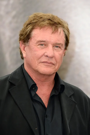 Tom Berenger.webp