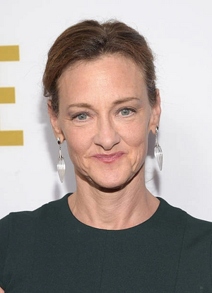 Joan Cusack.png