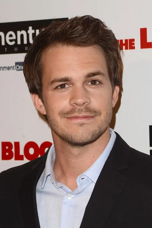 Johnny Simmons.webp