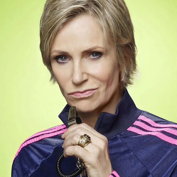 Arquivo:Sue (Glee).jpg