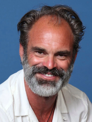 Steven Ogg.jpg