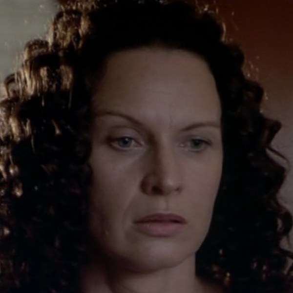 Arquivo:Kim Powell.png