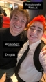 Dublador do Denji (Erick Bougleux) com um cosplayer na Pré-Estreia.