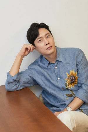 Park Byung-Eun.jpg