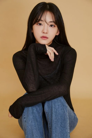 Cho Yi-Hyun.jpg