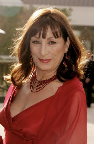 Anjelica Huston2.png