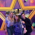 Flávia Fontenelle (Ukiki e Diretora de dublagem), Aline Ghezzi (Rosalina) e Nano Max (R.O.B.) na Pré-Estreia[2]