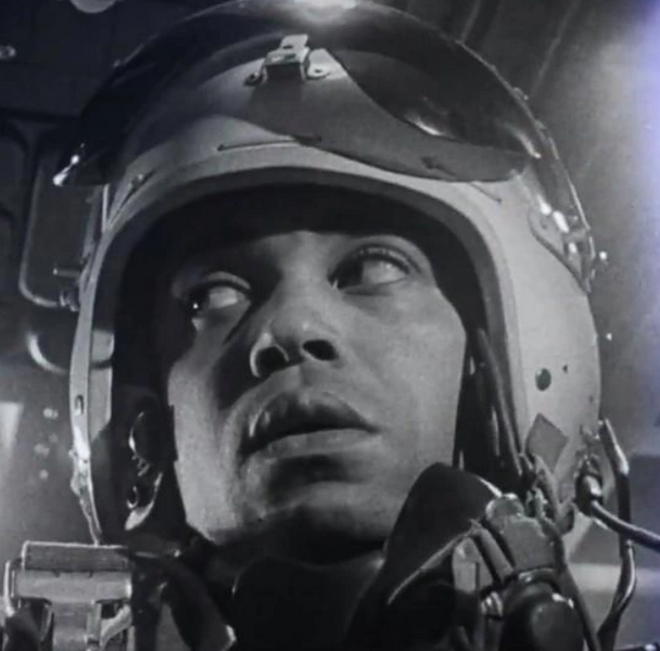 Arquivo:Lothar Zogg.png