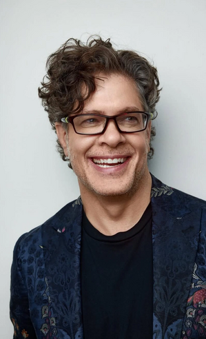 Sean Schemmel.png