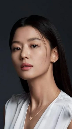 Gianna Jun.jpg