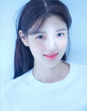 Kim Young Jung.png