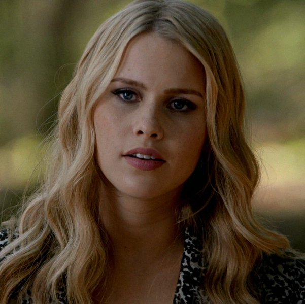 Arquivo:TVDRebekahMikaelson1.webp