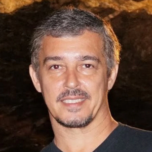 Carlos tureta.jpg