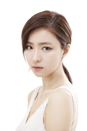 Shin Se-Kyung.png