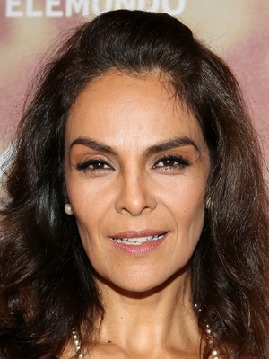 Gloria Peralta.jpg