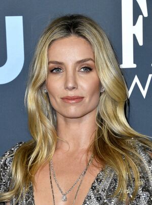 Annabelle+Wallis+25th+Annual+Critics+Choice+EJowanIde3 x.jpg