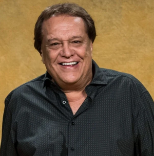 Dennis Carvalho.png