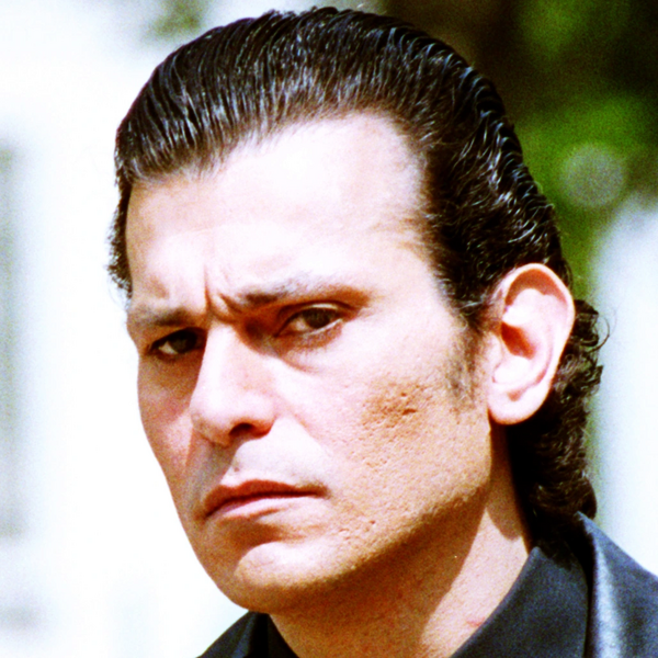 Arquivo:A INTRUSA JUNIOR.png
