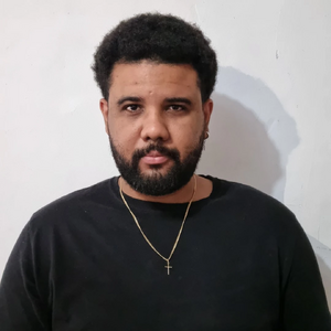 Tay Siqueira.jpg