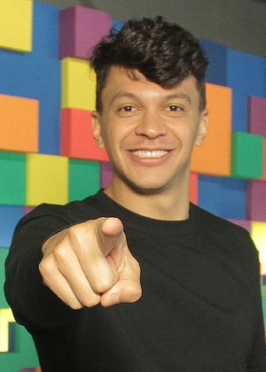 JulioCocielo.jpg