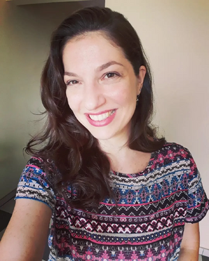 Paula Zanetti.jpg