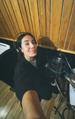 Myra Ruiz (Elphaba) dublando o Trailer 1
