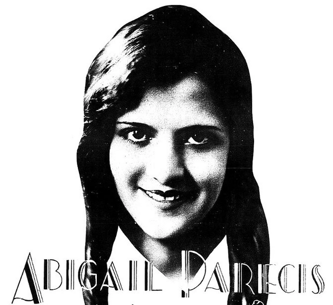 Arquivo:Abigail Parecis (2).png