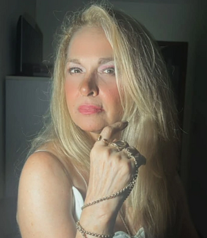 Liane Maya.png