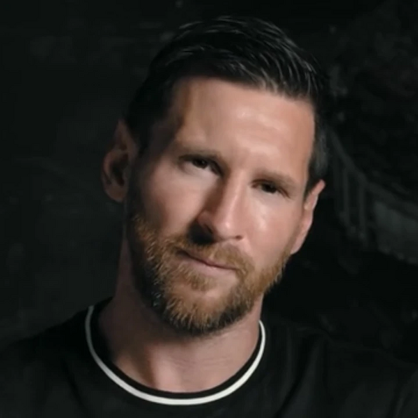 Arquivo:Messi.jpg