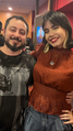 Dubladora Nick Maia junto com dublador do Jimmy Olsen (João Cappelli) na Pré-Estreia.
