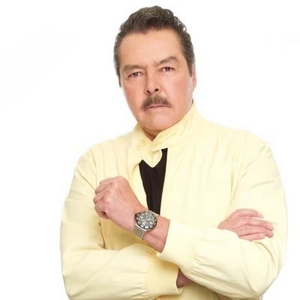 Luis Uribe.jpg