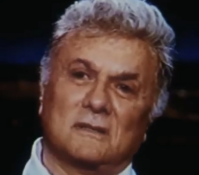 Arquivo:Tony Curtis (Jackie Brown).jpg