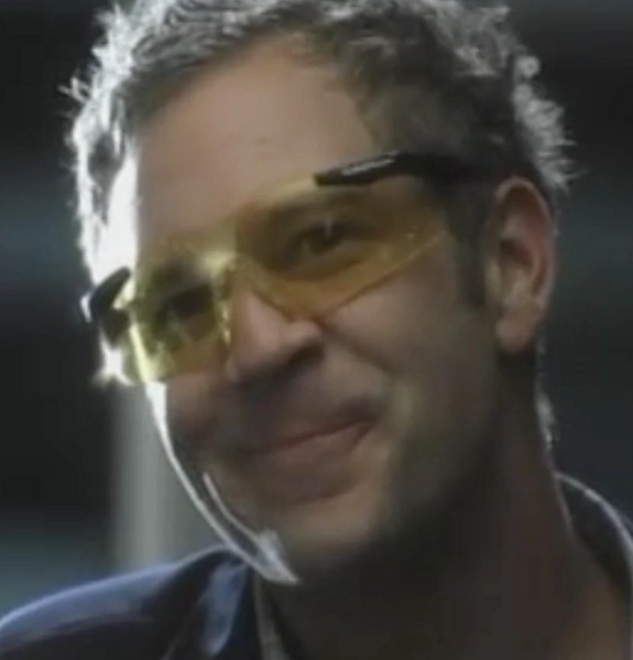 Arquivo:Bobby Dawson.png