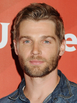 Mike Vogel.jpg