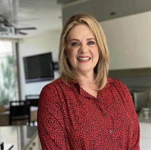 Erika Buenfil.jpg