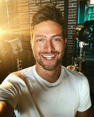 Eddy Vilard.jpg
