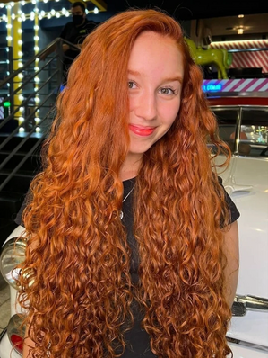 Marcela Almeida (Dubladora).jpg