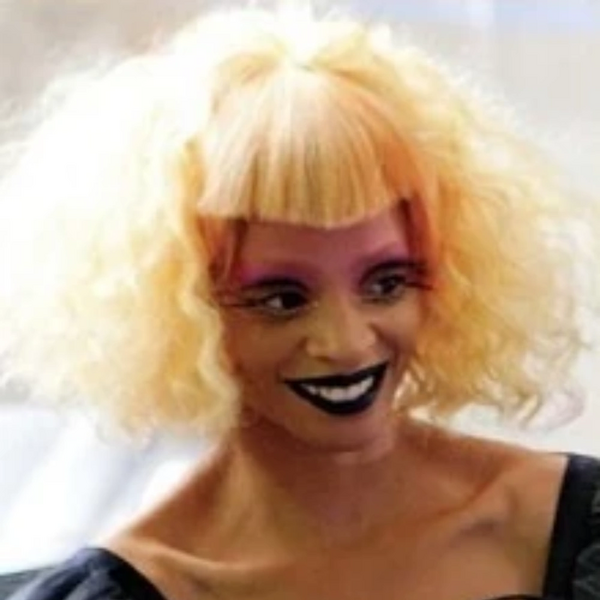 Arquivo:Portia (Jogos Vorazes).png