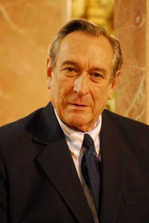 Paulo Goulart.jpg