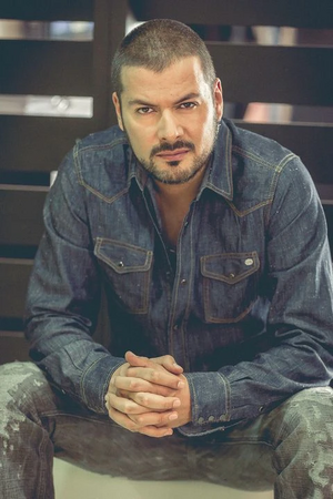 Tommy Vásquez.jpg