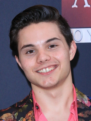 Zach Callison.jpg